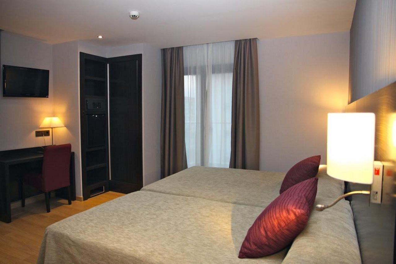 Petit Palau - Adults Only Hotel บลาเนส ภายนอก รูปภาพ